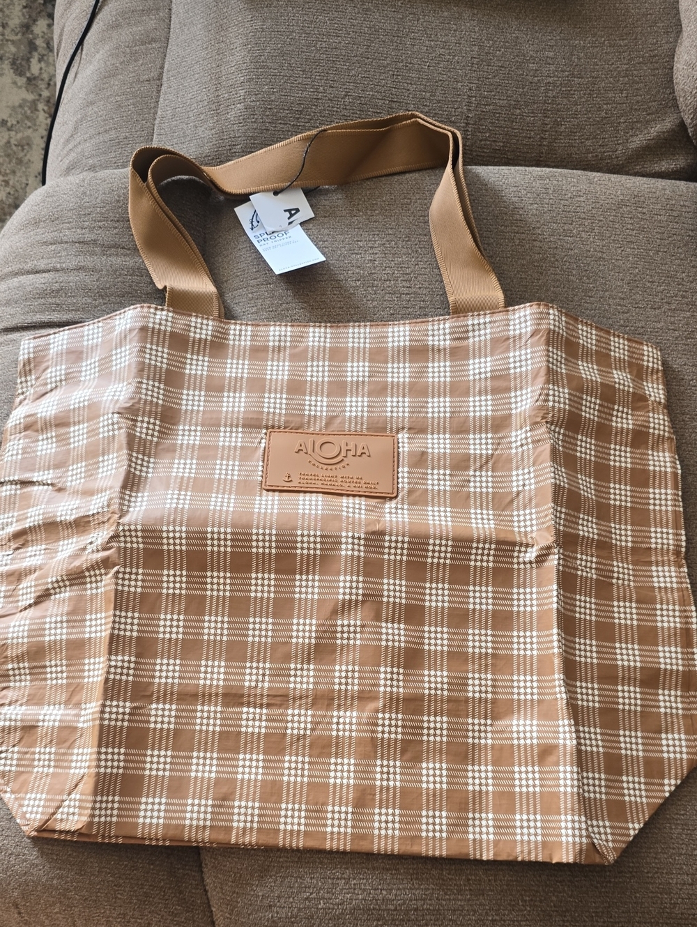 ALOHA Collection Palaka Brown Day Tripper
